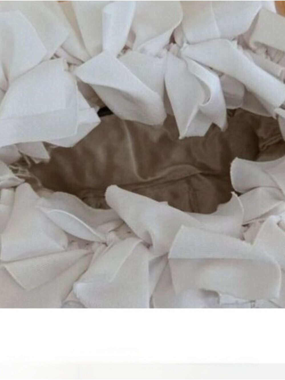 Braciano White Ruffle Bamboo Handle Bag - Picture 4 of 6